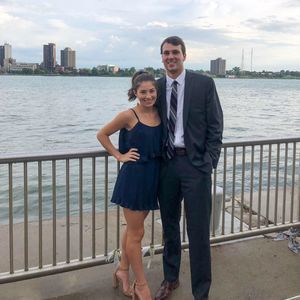 Meet your Posher, Amelia